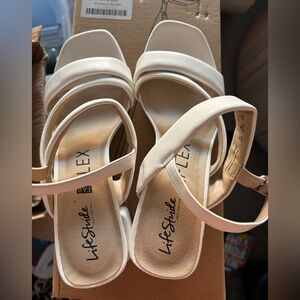 Life Stride Women's Cream Heeled Sandals